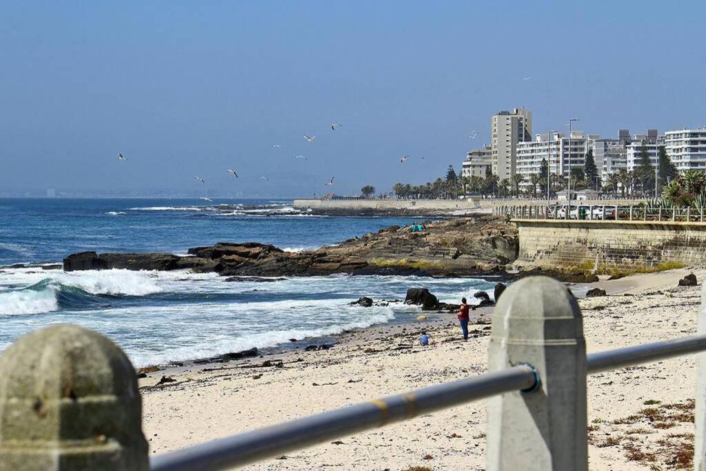 Blue Waters Studio With Sea Views From Balcony Apartamento Ciudad del Cabo Exterior foto